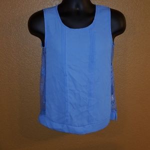 Sleeveless blue top